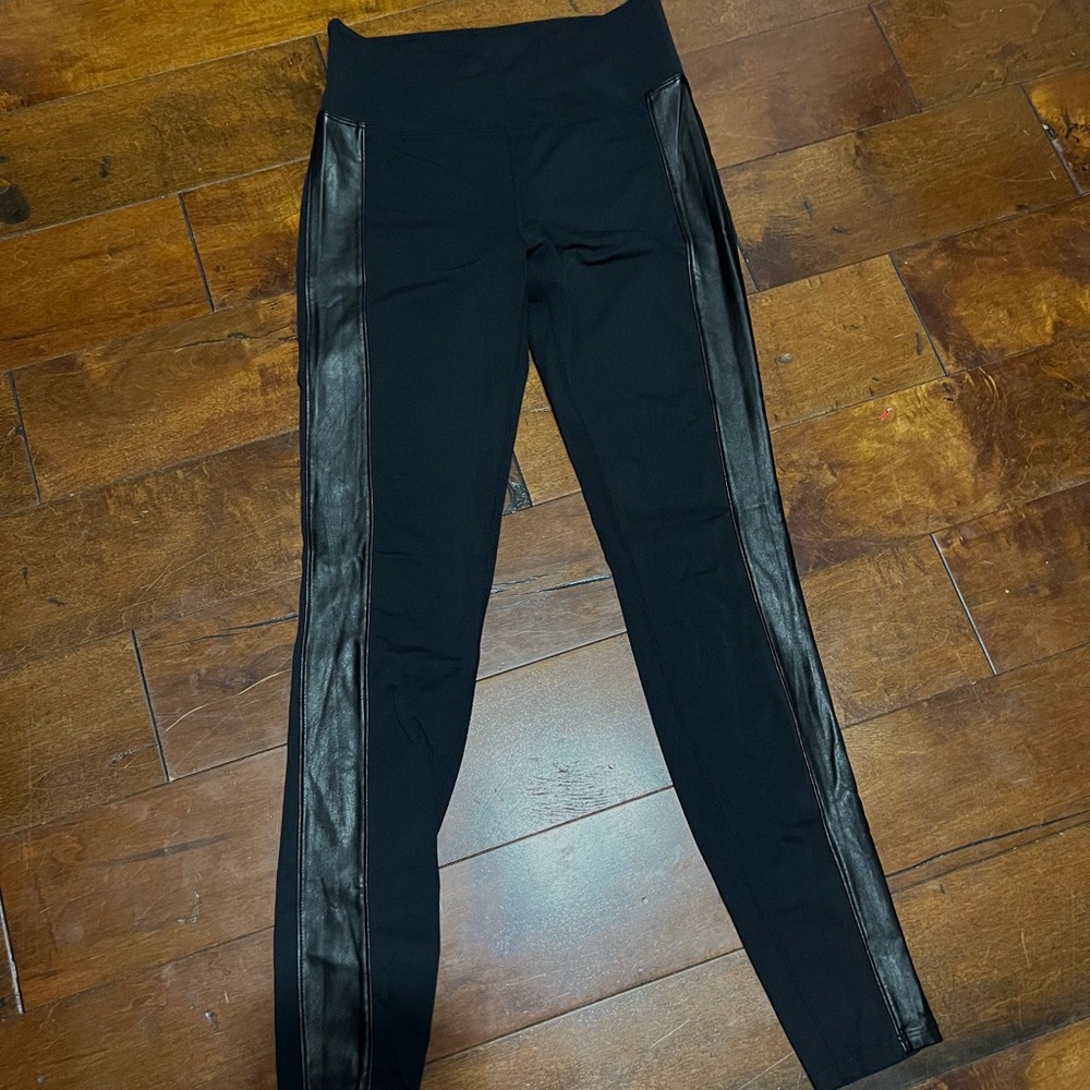 Athleta leggings